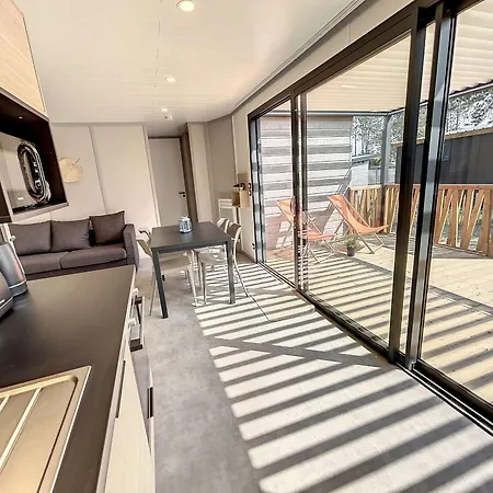 Moderne 4 Pers. - Piscine Chauffee - Proche Et Commerces - Fr-1-361-529 Chalet